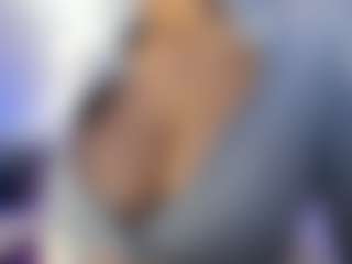 akura011's Live Sex Cam Show