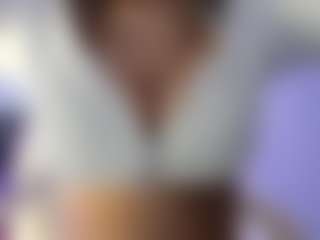 akura011's Live Sex Cam Show