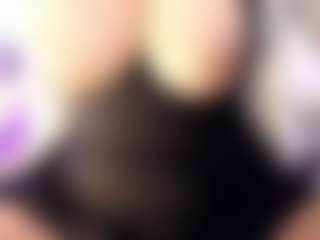 akura011's Live Sex Cam Show