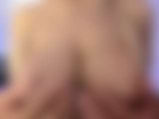 akura011's Live Sex Cam Show