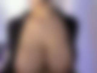 akura011's Live Sex Cam Show