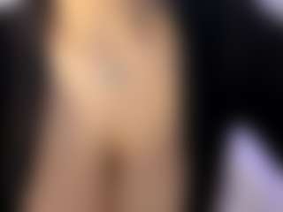 akura011's Live Sex Cam Show