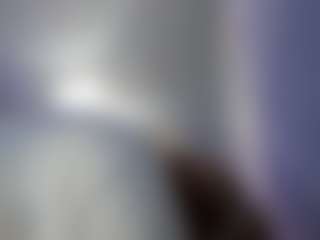 akura011's Live Sex Cam Show