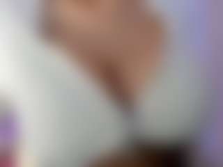 akura011's Live Sex Cam Show
