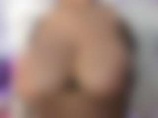 akura011's Live Sex Cam Show