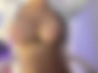 akura011's Live Sex Cam Show
