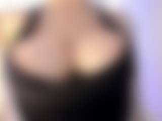 akura011's Live Sex Cam Show