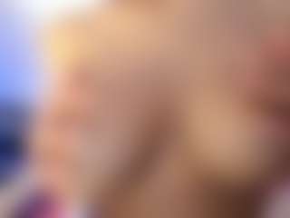 akura011's Live Sex Cam Show