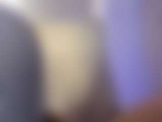 akura011's Live Sex Cam Show