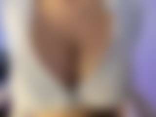 Live cam show with akura011 - Anal MILF on slutload