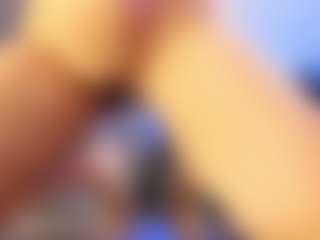 akura011's Live Sex Cam Show