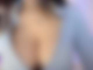 akura011's Live Sex Cam Show