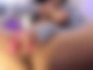 akura011's Live Sex Cam Show