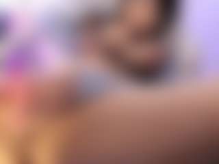 akura011's Live Sex Cam Show