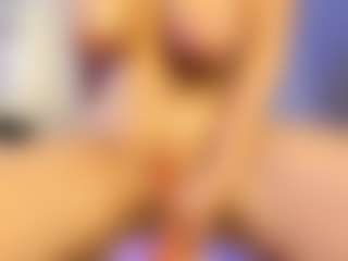 akura011's Live Sex Cam Show