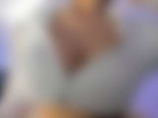 akura011's Live Sex Cam Show