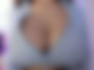 akura011's Live Sex Cam Show