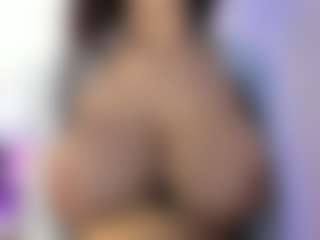 akura011's Live Sex Cam Show