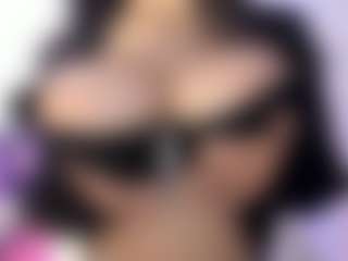 akura011's Live Sex Cam Show