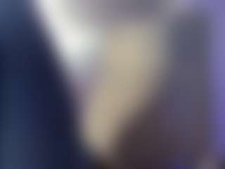 akura011's Live Sex Cam Show