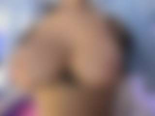 akura011's Live Sex Cam Show