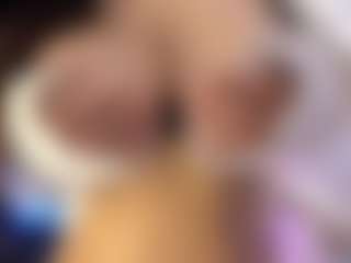 akura011's Live Sex Cam Show