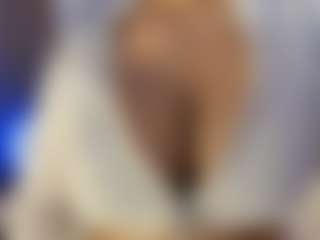akura011's Live Sex Cam Show