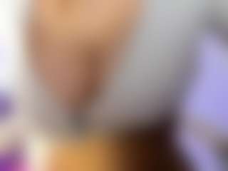 akura011's Live Sex Cam Show