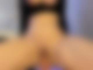 akura011's Live Sex Cam Show