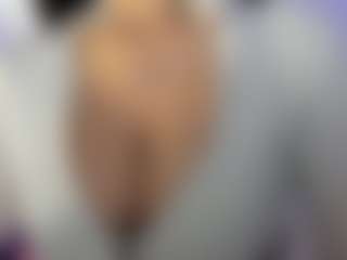 akura011's Live Sex Cam Show