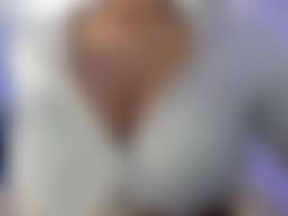 akura011's Live Sex Cam Show