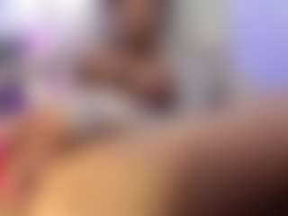 akura011's Live Sex Cam Show