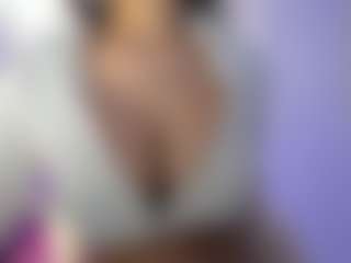 akura011's Live Sex Cam Show