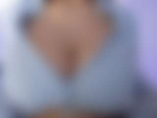 akura011's Live Sex Cam Show