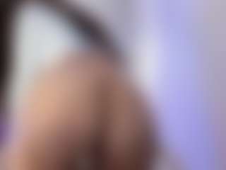 akura011's Live Sex Cam Show