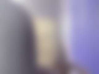 akura011's Live Sex Cam Show
