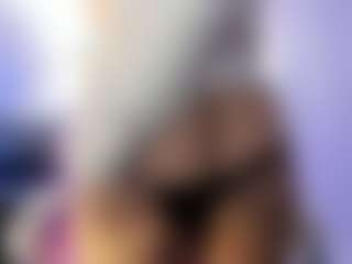 akura011's Live Sex Cam Show