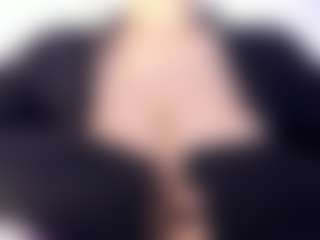 akura011's Live Sex Cam Show