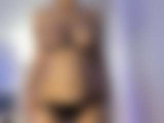 akura011's Live Sex Cam Show