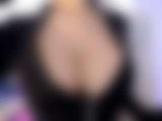 akura011's Live Sex Cam Show
