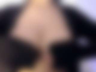 akura011's Live Sex Cam Show