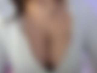 akura011's Live Sex Cam Show