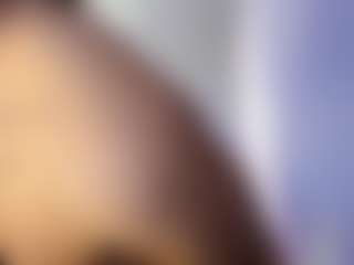 akura011's Live Sex Cam Show
