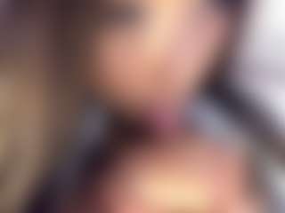 Live cam show with akura011 - Strip Asian on CamClone