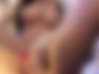 akura011's Live Sex Cam Show