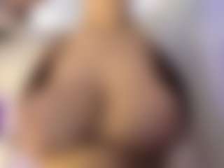 akura011's Live Sex Cam Show