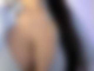 akura011's Live Sex Cam Show