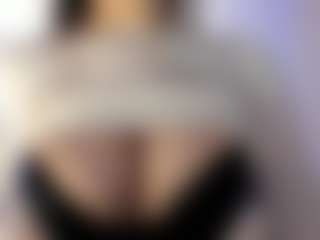 akura011's Live Sex Cam Show