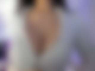 akura011's Live Sex Cam Show
