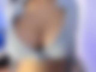 akura011's Live Sex Cam Show